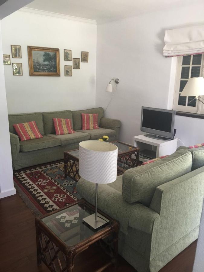 3 Bedroom Town House - Historic Centre Of Cascais. 100 Mts From The Beach And Centre Of Кашкайш Экстерьер фото